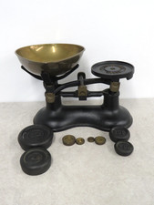 Vintage Boots Nottingham Black Cast Iron Kitchen Scales & 8 Weights
