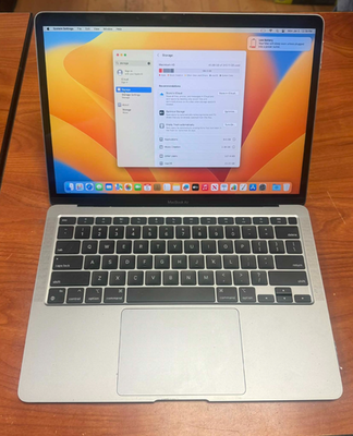 Apple MacBook Air A2337 13.3
