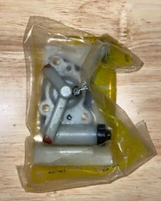 NOS OEM McCulloch Chainsaw Oil Pump Oiler Timber Bear 3.7 ProMac 605 610 650