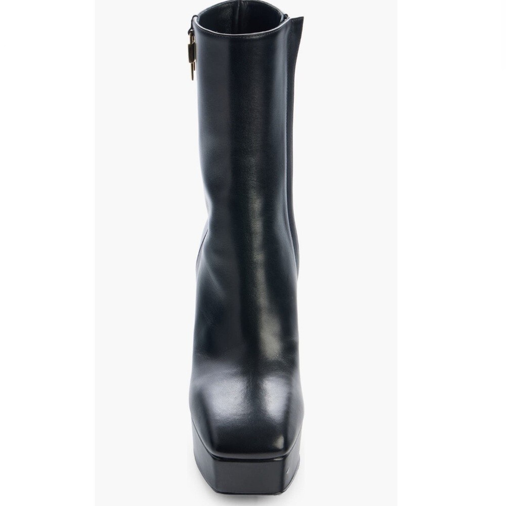 【GIVENCHY】BIG Sale★G-Lock Platform Boots 115 Givenchy | G Cube ankle boots | Savannahs