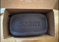 Smith 4D Mag XL Snow Goggles, Black Frame, ChromaPop Sun Red Mirror Lens NEW