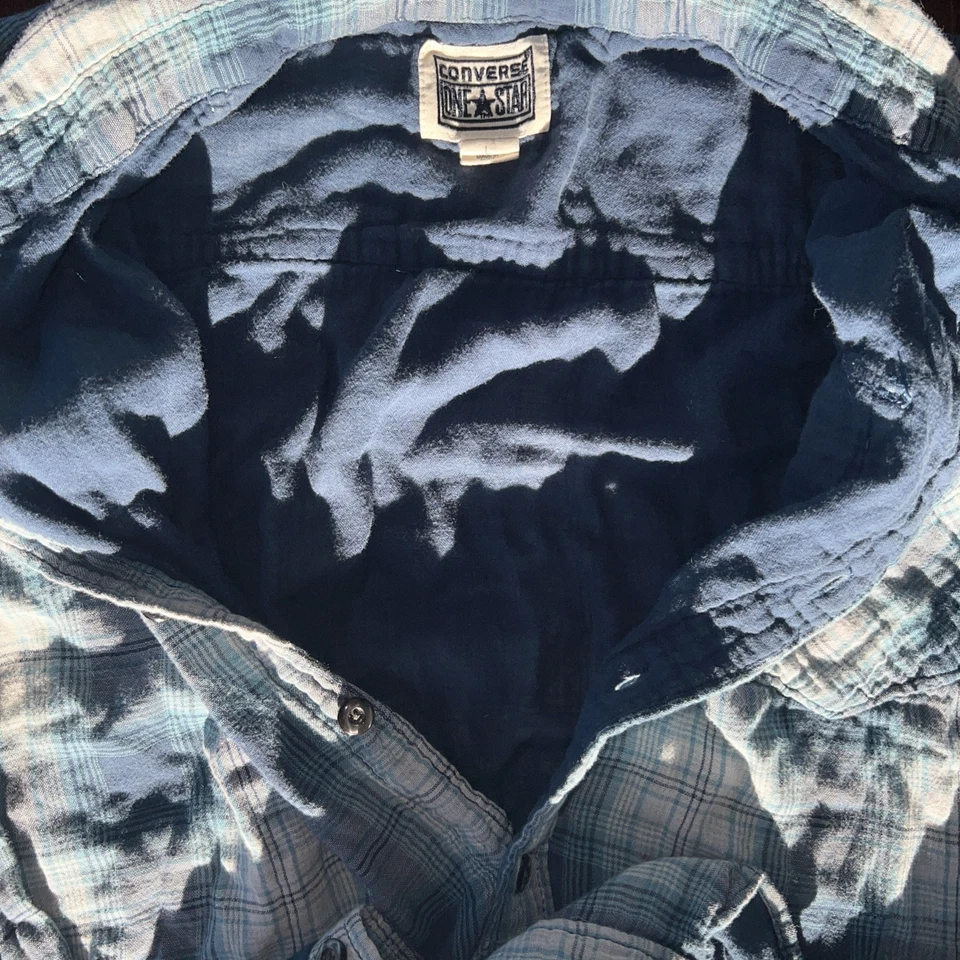 Converse One Star Men's Large Blue Flannel Plaid Long Sleeve Button Down Shirt - Image 4 of 4