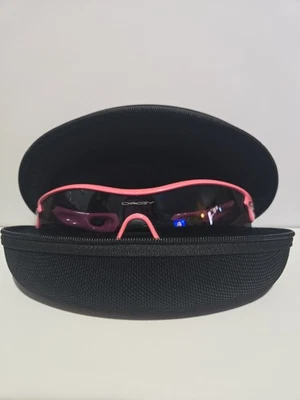 Oakley Women\'s Black Sunglasses with Pink Accents Outpace Rare OAKLEY RAZOR BLADES PINK BLACK W/ GREY SUNGLASSES VINTAGE  main image 4