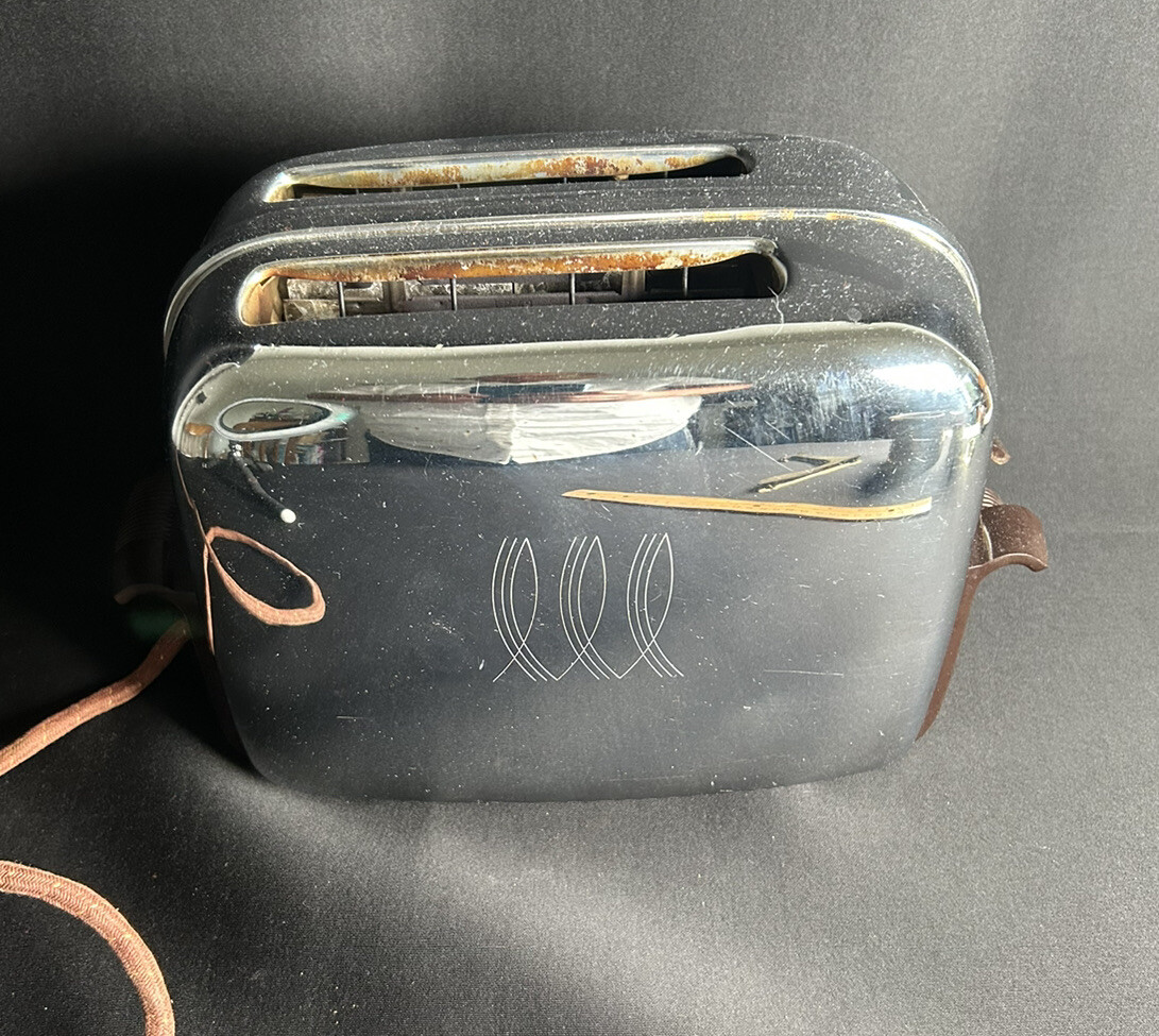 Vintage Toastmaster Toaster Model 1B14 Art Deco Bakelite Handles 1950s Works