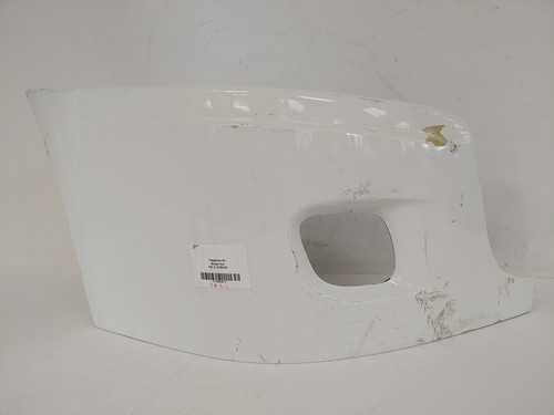 Used FTL Cascadia P3 RH Front Bumper End w/ Fog Light - P/N  21-27300-001
