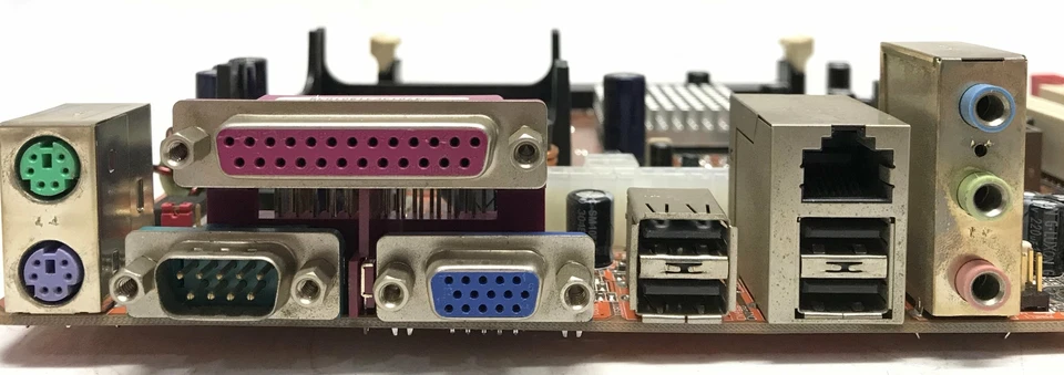 VIA SVM266A Motherboard 478 KT266A DDR ATX Intel Pentium 4 2GHz - Image 2 of 4