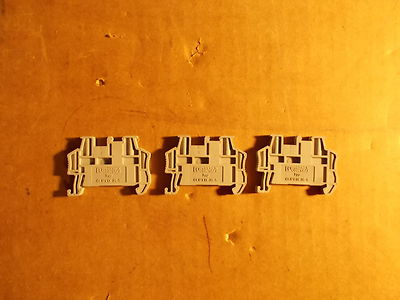 Lot of 3 Phoenix Contact Typ CLIPFIX 35-5 End Clamp Terminal Block