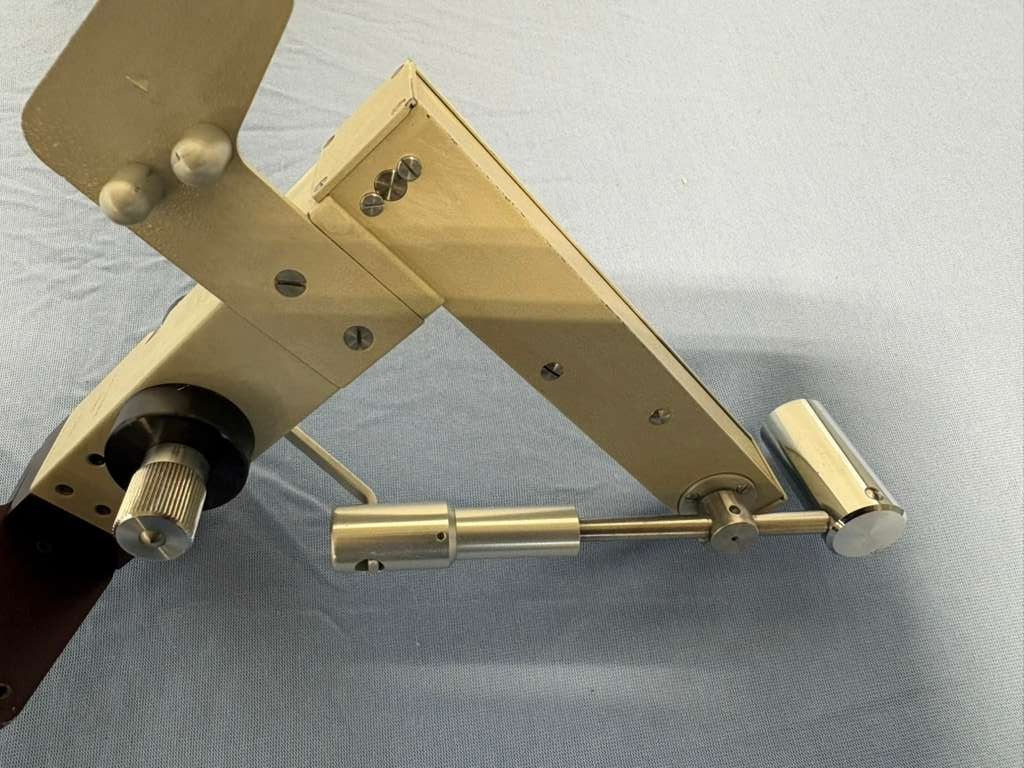 Foto 10 di 12