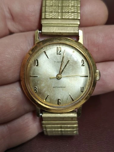 VINTAGE 61 TIMEX MARLIN WIND UP WATCH - FITS UP TO 9" Works Great