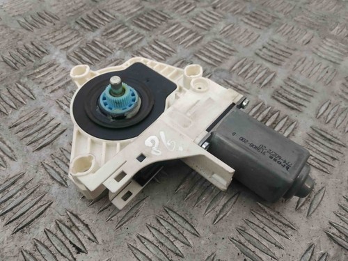 VW TOUAREG 7P5 Fensterhebermotor vorne links 8K0959801B 3.00 Diesel 18778852