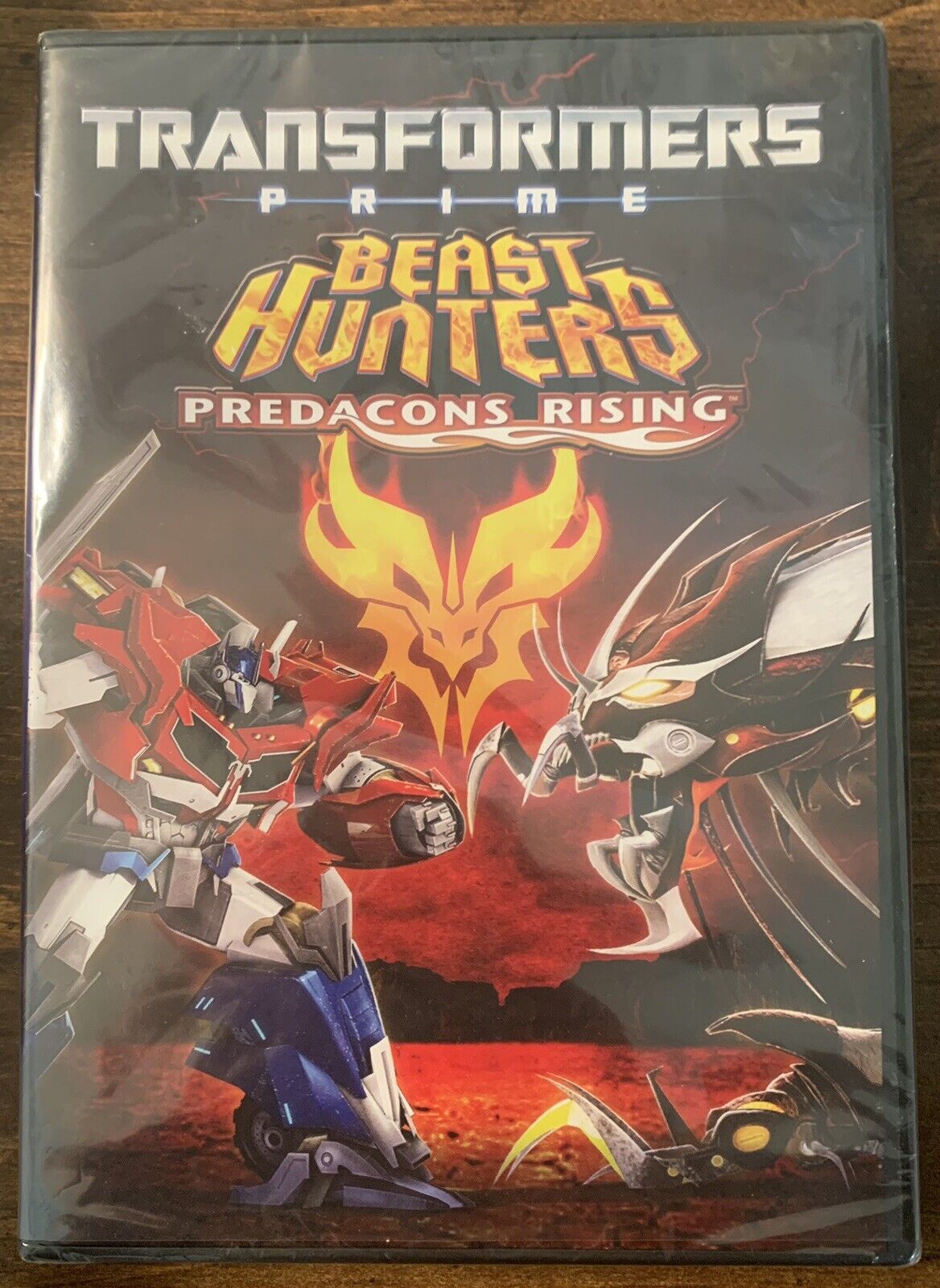 Cover Images Transformers Prime: Beast Hunters Season 3 Coming to DVD and  Blu-ray December 3, 2013