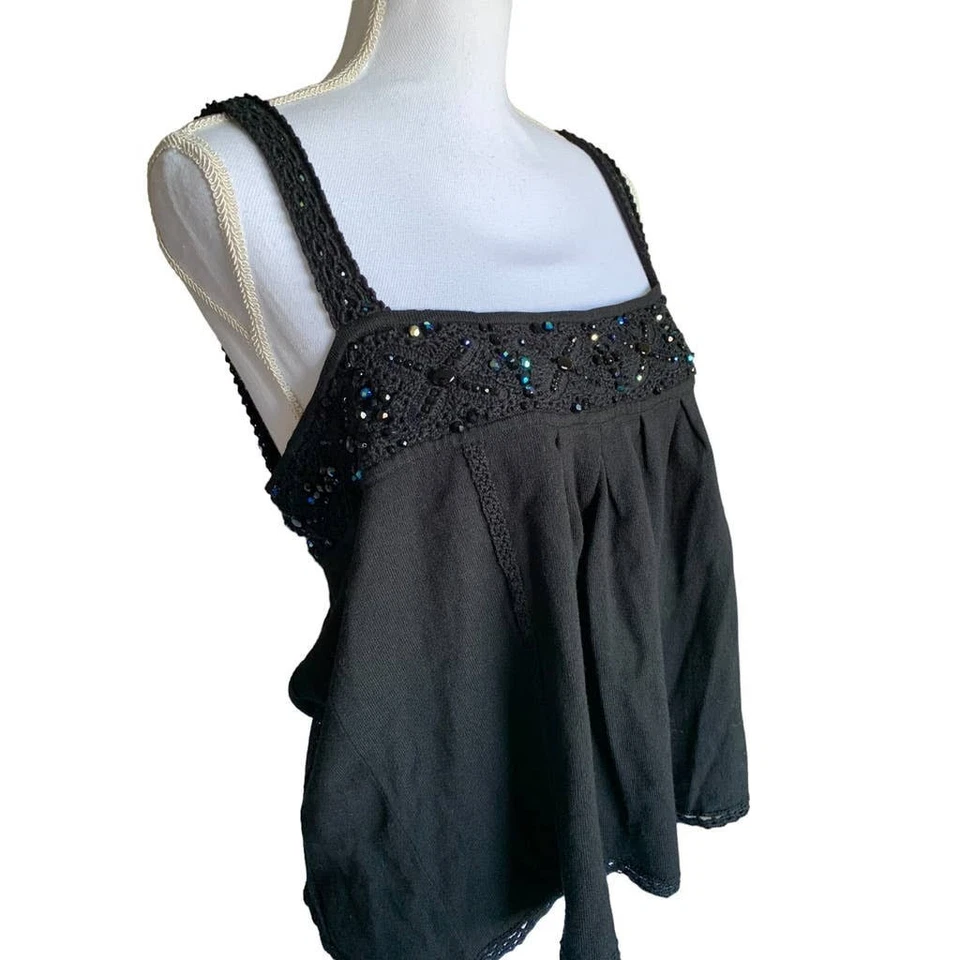 Top para mujer Cynthia Steffe talla XL negro encaje joyas pedrería correas RET $178 Foto 3 de 4