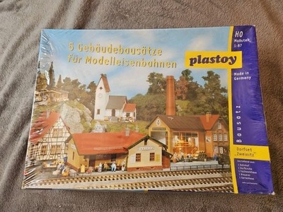 Modelleisenbahn HO Dorfset ,Zweinitz, ''Plastoy 1:87'' NEU/OVP/Eingeschweißt