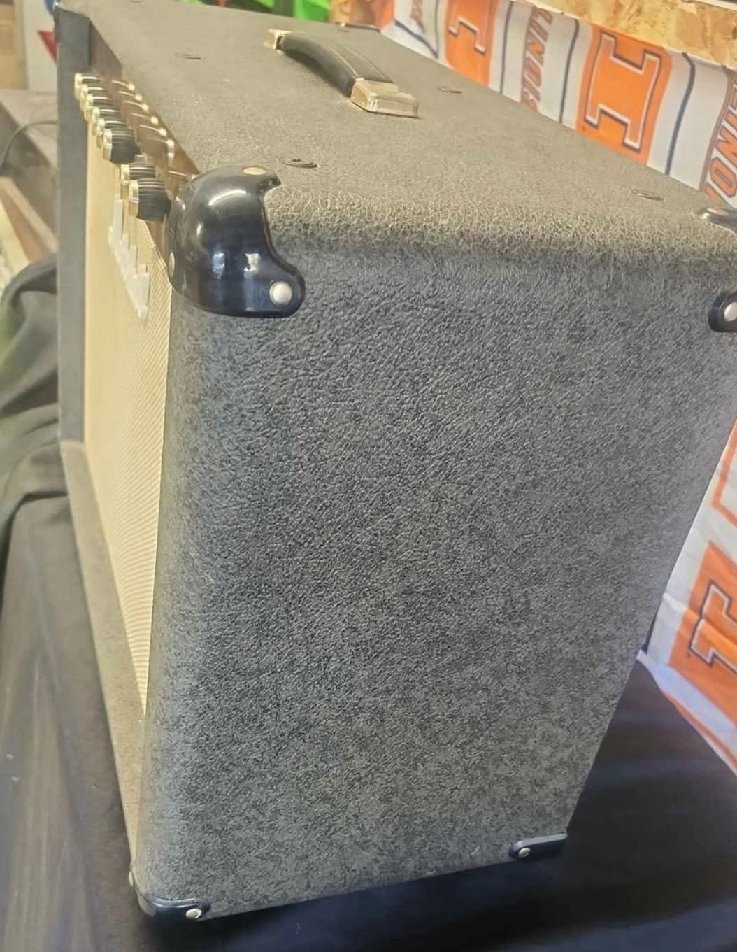 Picture 2 of 5
