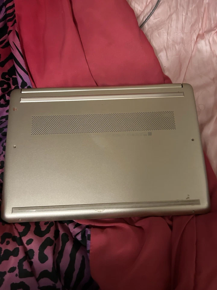 Portátil HP Stream HD de 14 pulgadas Intel Celeron N4120, 4 GB de RAM, 64 GB eMMC Foto 3 de 3