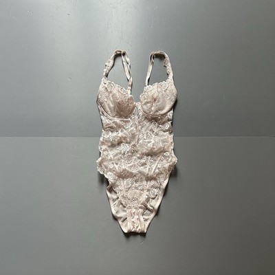 Neu mit Etikett La Perla Vintage Puderrosa Body mit Rosen und besticktem Tüll S