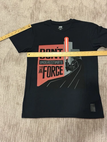 DARTH VADER Lightsaber: Star Wars Official Sith TShirt Sz M - Picture 3 of 10