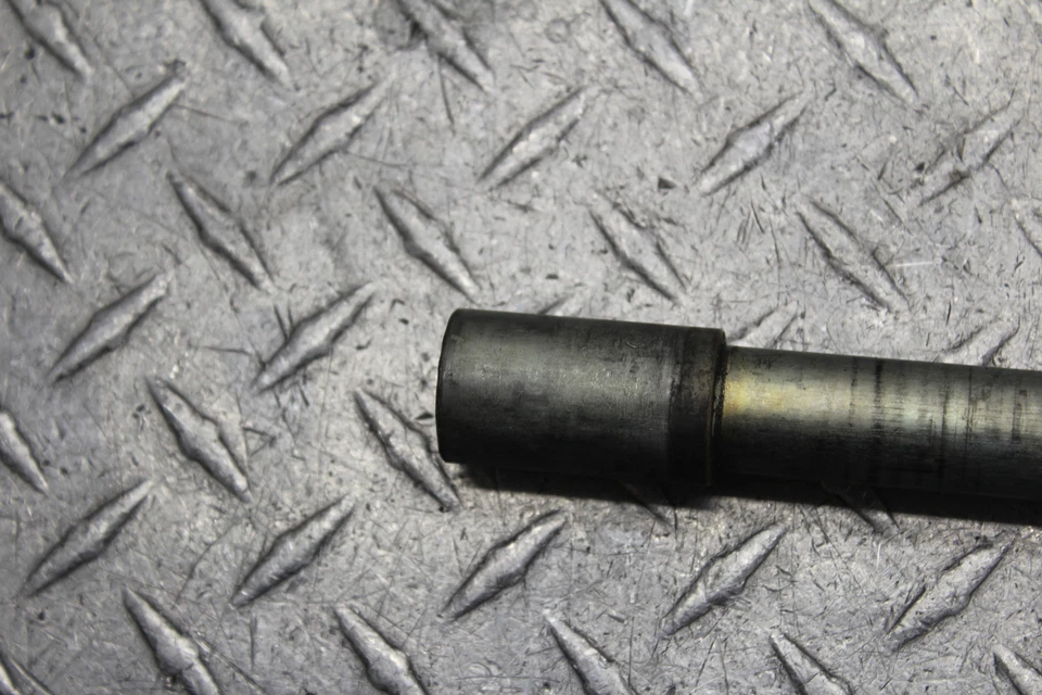 Kawasaki KX125 2002 llanta delantera eje pivote perno 41068-1406 Foto 2 de 4