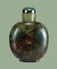 Qing Dynasty, Spinach Green Jade SNUFF BOTTLE, 18th/19th C.