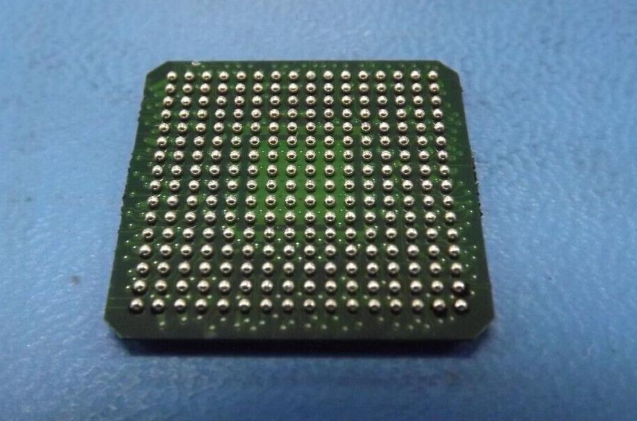 (1PC) XPC850ZT66B RISC Microprocessor, 32-Bit, 66MHz, CMOS, PBGA256