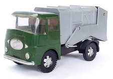 Hong Kong 1:32 British ERF SICO GARBAGE WASTE TRUCK Friction Plastic 21cm NM 70