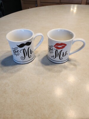 SET OF 2 Home Essentials ''The Mr.'' & ''The Mrs.'' Bride & Groom 12 oz Coffee Mugs