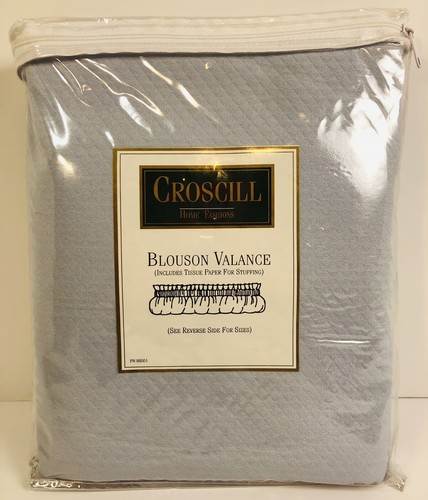 CROSCILL Blouson Valance 88”W X 15”L - BV 1505 04 Blue - EAST HAMPTON SOLID - Picture 5 of 6