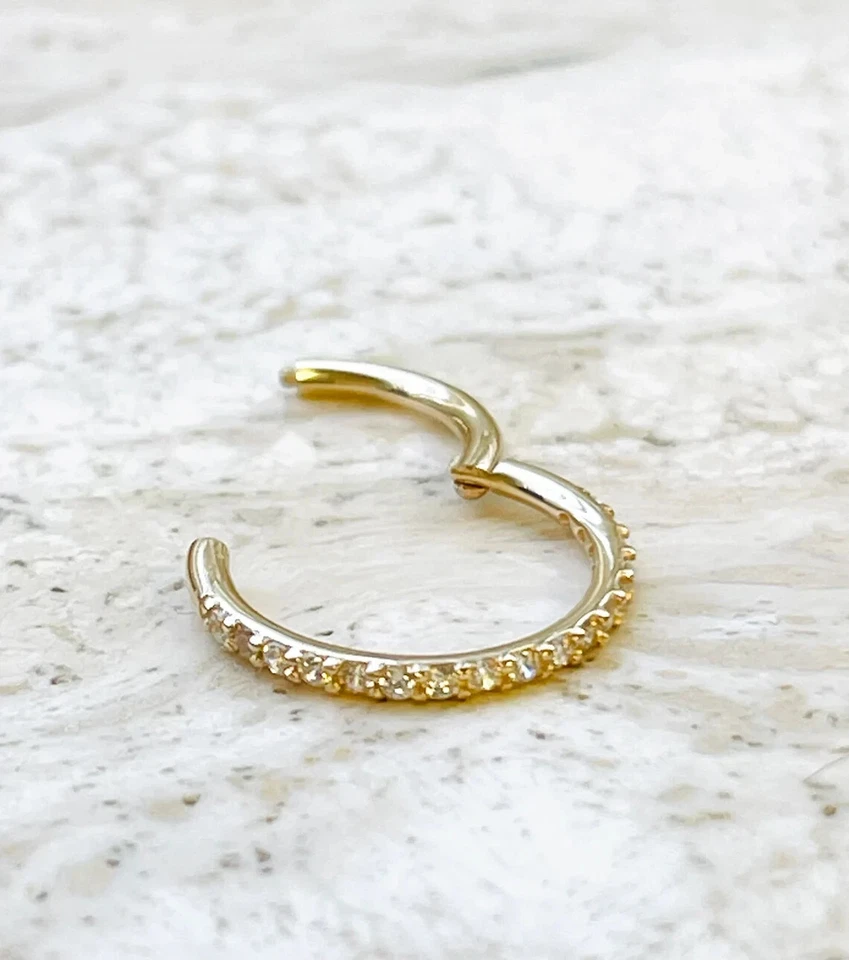 Aro con bisagras clicker de oro macizo de 14K con montura lateral joyería de diamantes naturales Foto 2 de 4