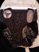 3 PR. SECRET TREASURES INTIMATES NYLON PANTIES 2 SOLID/1 PRINT W/LACE NEW SZ M