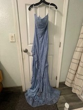 sherri hill 56946 prom dress size 00. Long length. Bustle added by tailor