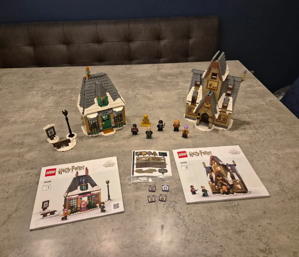 LEGO Harry Potter 76388 Hogsmeade Village Visit, photo 1 of 5