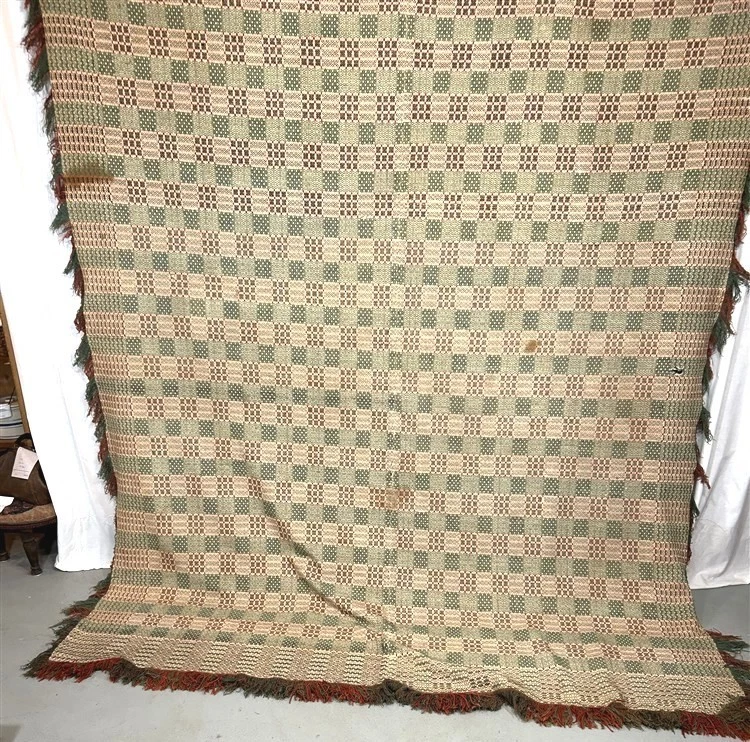 Cobertor antiguo 4 colores rojo verde marrón tostado 80x98 costura central 19 original en muy buena condición  Foto 3 de 4