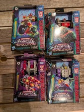 Hasbro Transformers Legacy Evolution - Needlenose  Crashbar  Scraphook   Red Cog