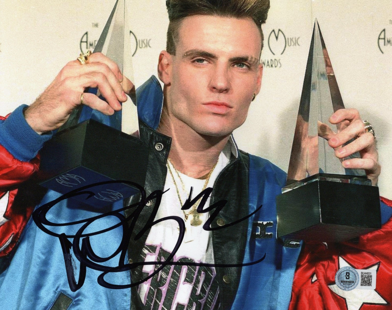 RAPPER VANILLA ICE SIGNED 8x10 PHOTO ICE ICE BABY ICON TMNT BAS BECKETT COA 