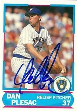 Dan Plesac autographed Baseball Card (Milwaukee Brewers) 1988 Score #32