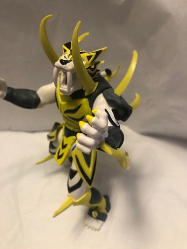 Spin Master LTD. Sega Toys Action Figure Bakugan Tigrerra 2008 7" - Picture 5 of 8