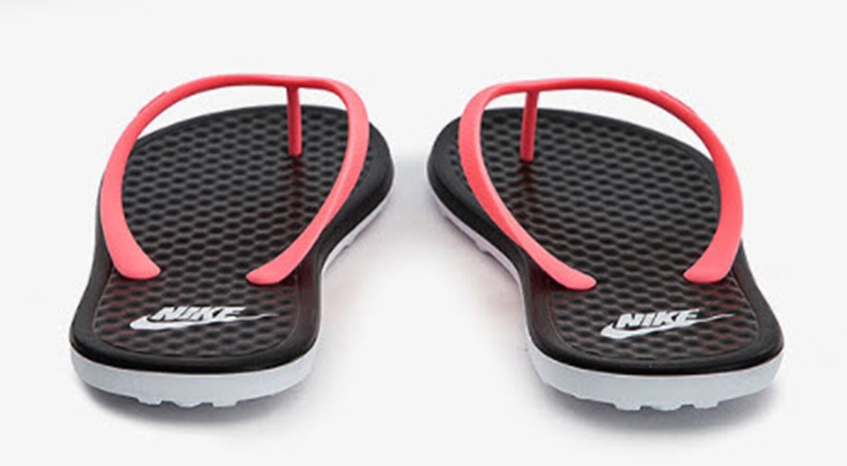 nike on deck womens flip flops