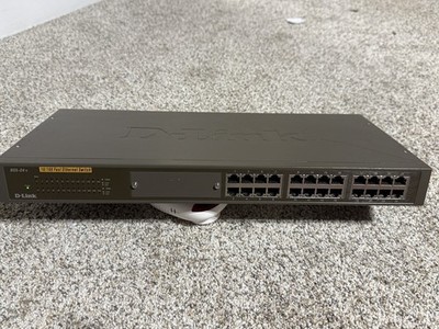 D-Link 24-Port 10/100 FE Unmanaged Network Switch DSS-24+. 