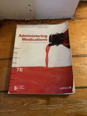 Administering Medications by Donna F. Gauwitz (Paperback)