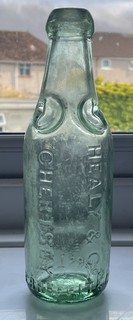 HEALY & Co CHERTSEY CHAPMANS PATENT MINERAL BOTTLE