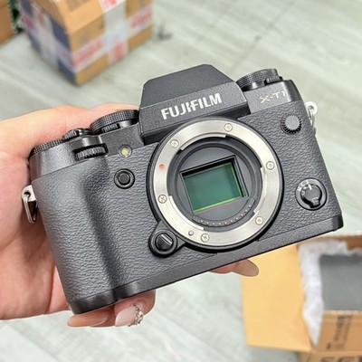 Fujifilm Fuji X-T1 XT1 Mirrorless Digital Camera Body Only English - 95%new