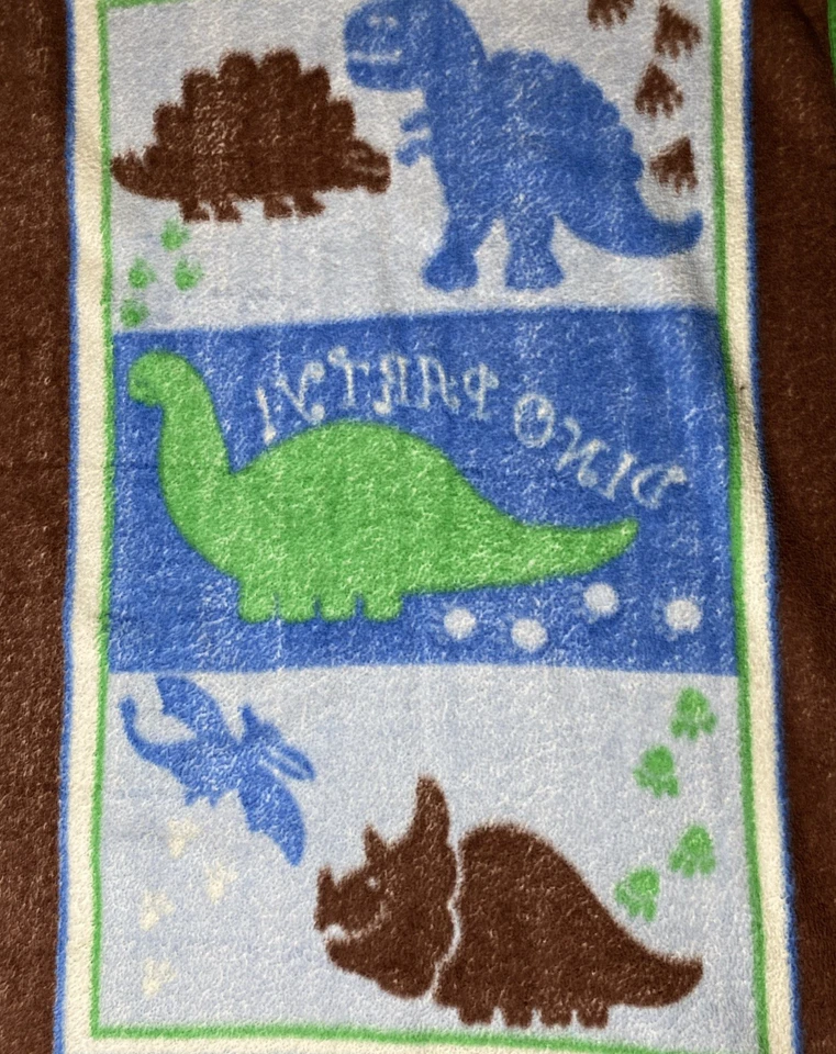 Cobertor de festa vintage dinossauro lã azul e marrom pelúcia verde acabamento Lovey - Imagem 4 de 4