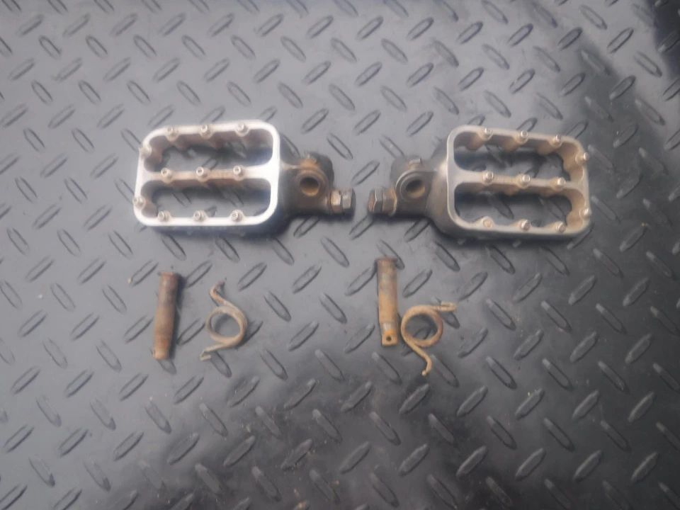 2004 Honda CRF250R FASTWAY FOOT PEGS CRF 250R 04-09 - Imagem 2 de 4