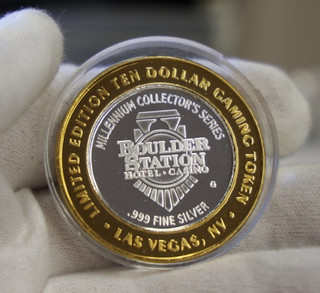 2000 Boulder Station Las Vegas NV Casino $10 Gaming .999 Fine Silver Strike...