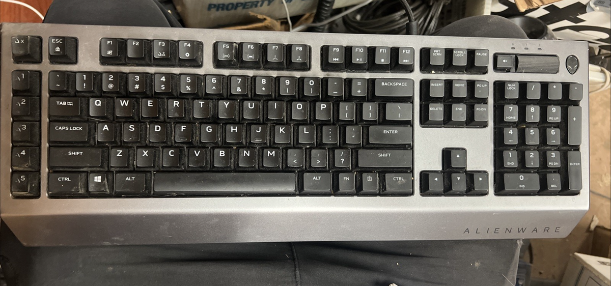 Alienware Pro Gaming Keyboard AW768 Backlit Wired Gaming Keyboard