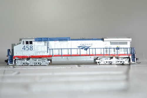 88389 ESCALA N KATO AMTK AMTRAK PINTURA PERSONALIZADA GE TABLERO 9 | Condition: Used
