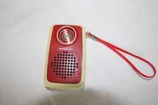 Vintage Soundesign Red Transistor AM Pocket Radio Model 1177 - Works