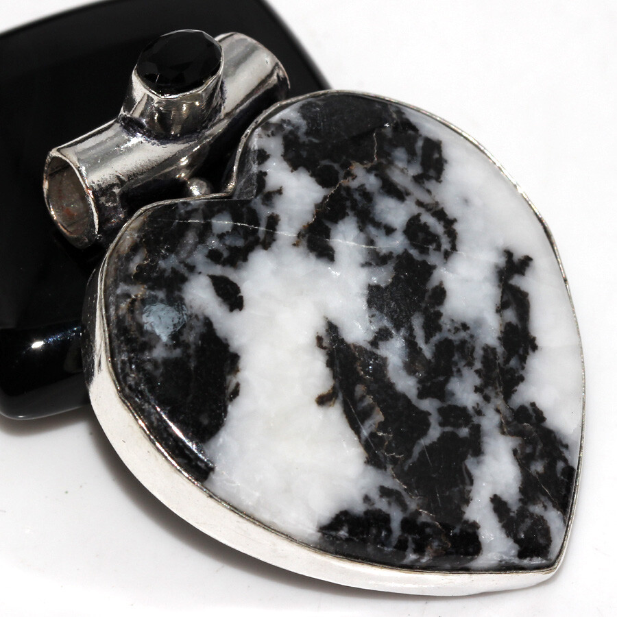 White Buffalo Turquoise Black Onyx Silver Plated Pendant 1.5 Inch Aesthetic Jewelry