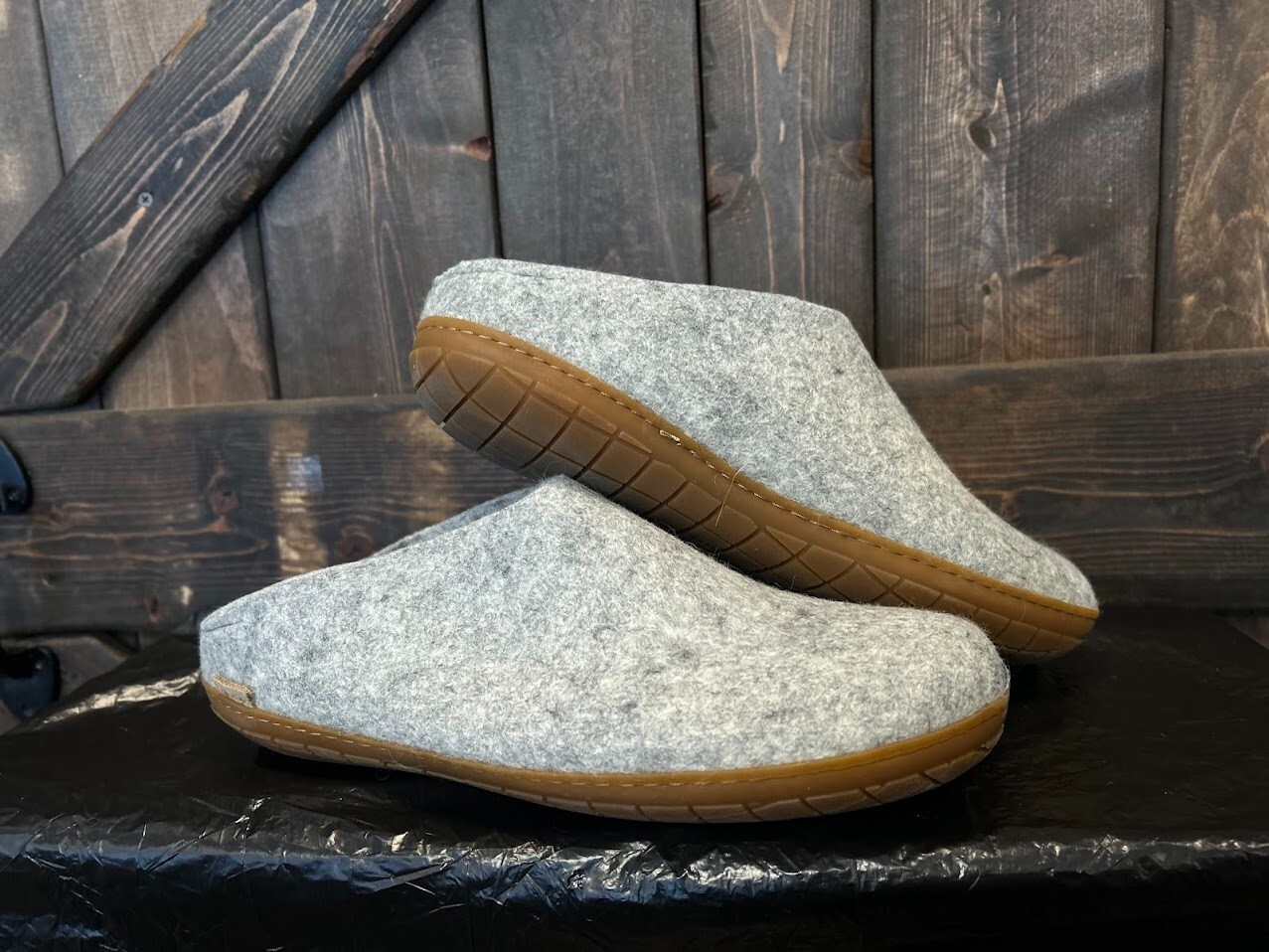 SAOLA Glerups slip on lana grigia con suola in gomma naturale taglia EU (taglia 47)