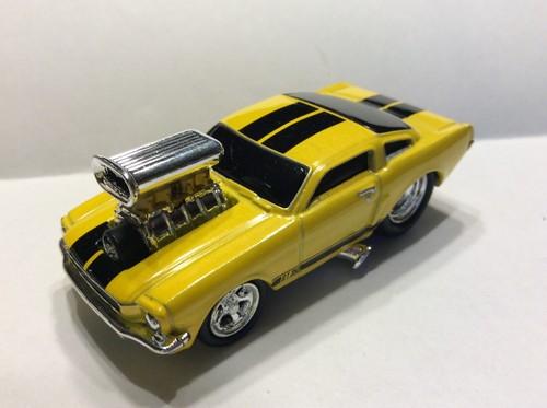 MUSCLE MACHINES 1966 FORD MUSTANG GT 350 1/64 PRESSOFUSO - 66 MUSTANG - Foto 3 di 3